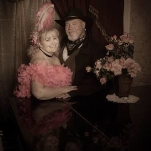 Meet your Posher, Robin